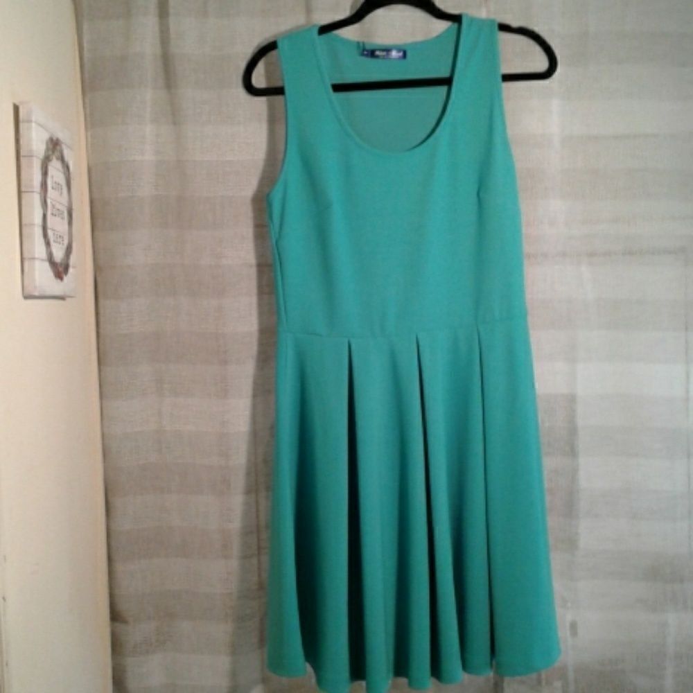 White Mark Couture collection Flare Dress . Teal .Lg